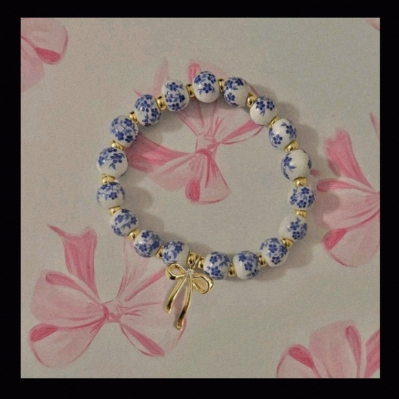 Blue Floral Beaded Bracelet with Gold Bow - Picture 8 of 8